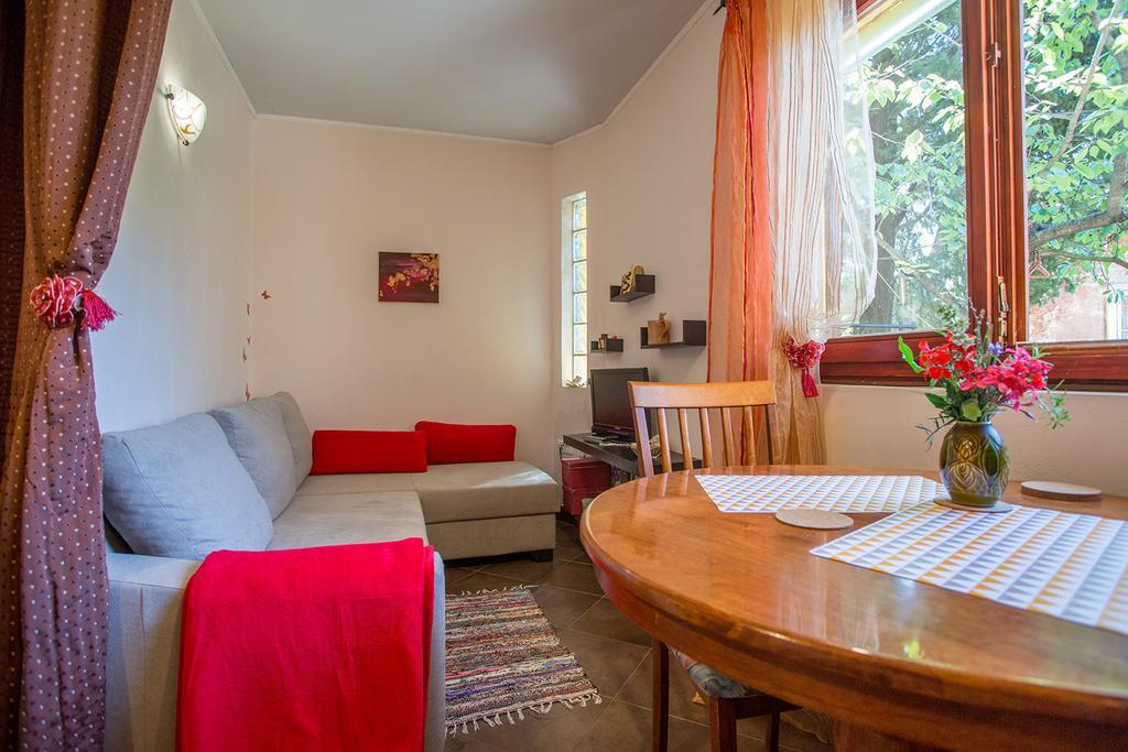 غييكا Apartment Pipo المظهر الخارجي الصورة